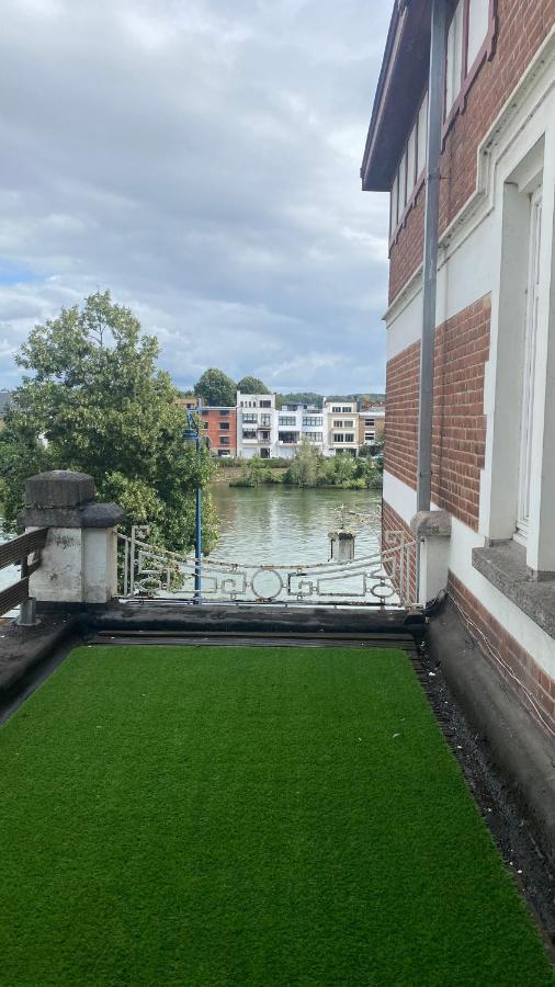 Studio Vue Sur Meuse Namur Extérieur photo